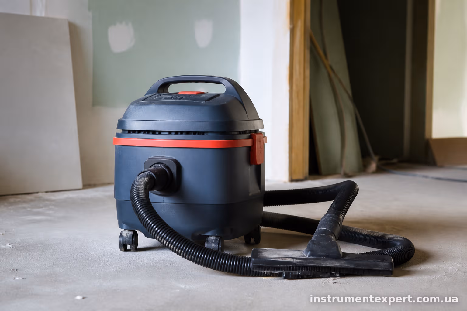 Bosch GAS 15 PS: огляд будівельного пилососа
